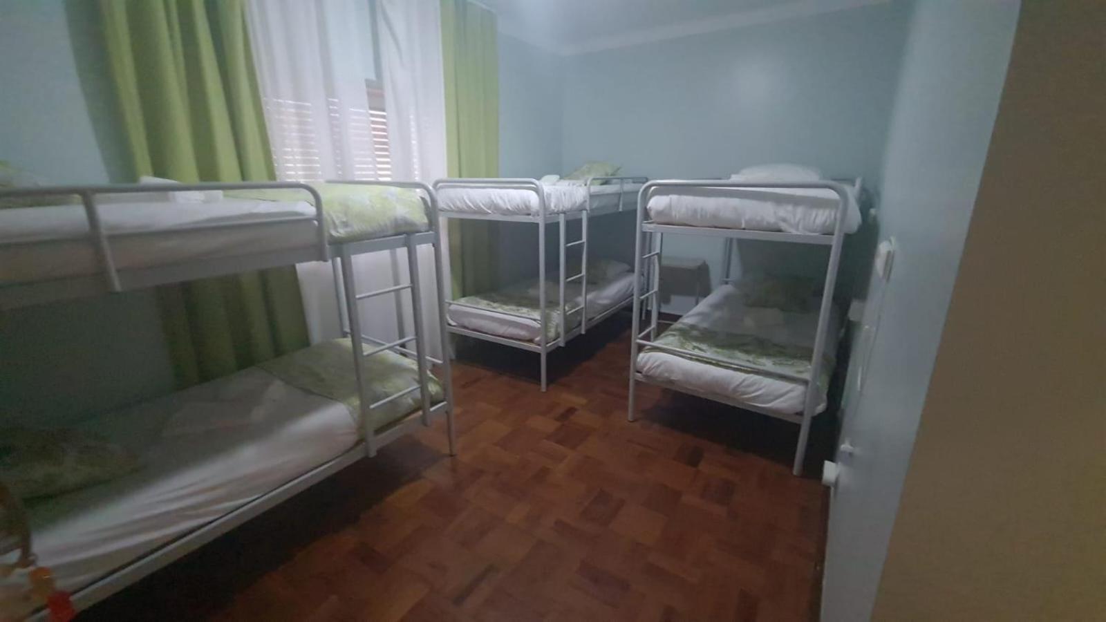 Hostel Jardins De Sao Luis Setubal Bagian luar foto