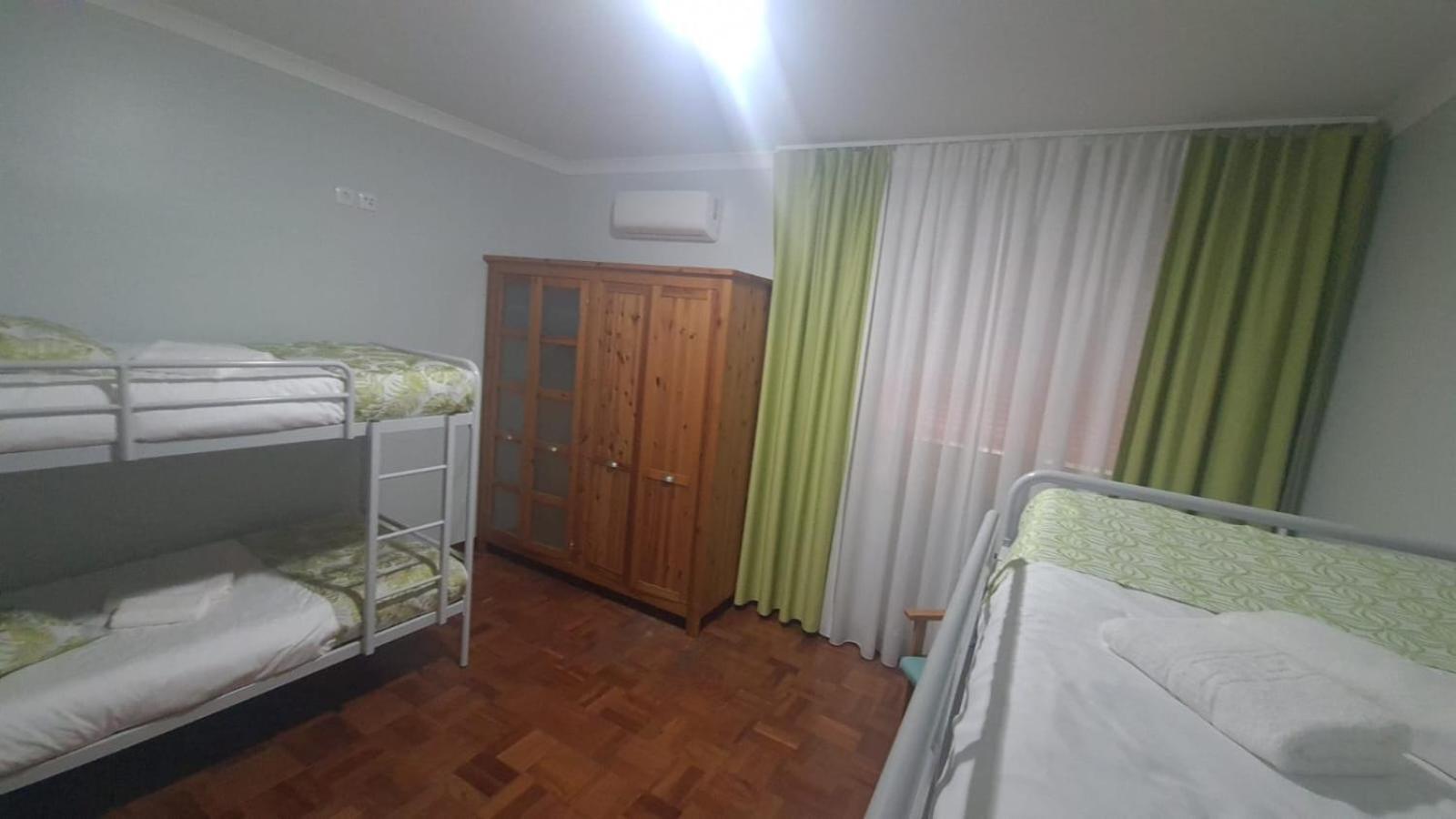 Hostel Jardins De Sao Luis Setubal Bagian luar foto
