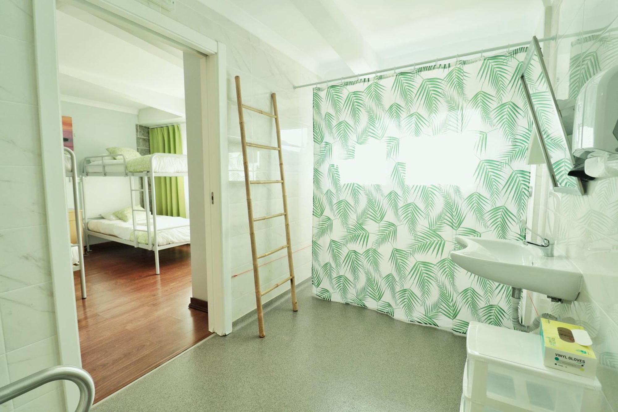 Hostel Jardins De Sao Luis Setubal Bagian luar foto
