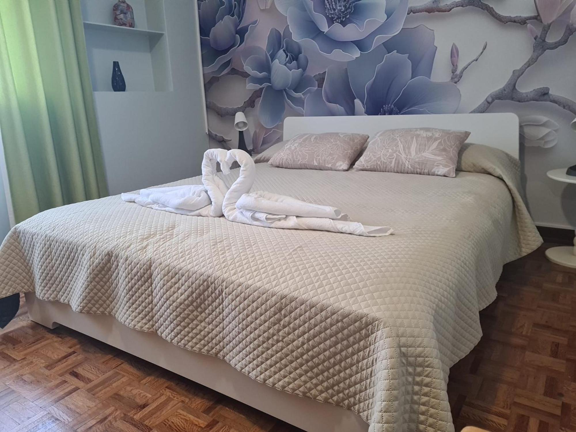 Hostel Jardins De Sao Luis Setubal Bagian luar foto
